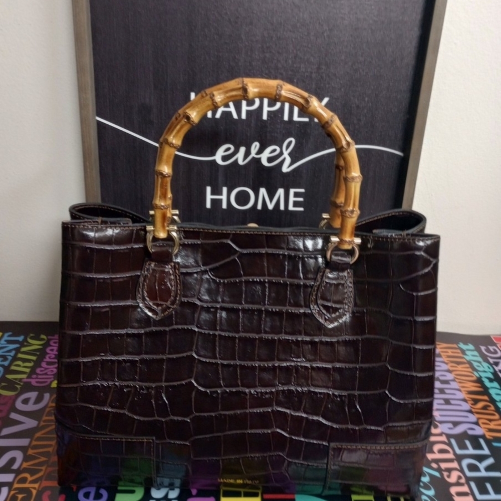 Phenomenal Pratesi Brown Crocodile Satchel!. - Picture 2 of 8